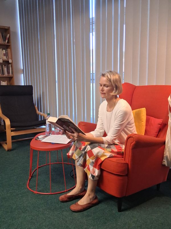 Books & Coffee – Zdenka Sokolíčková